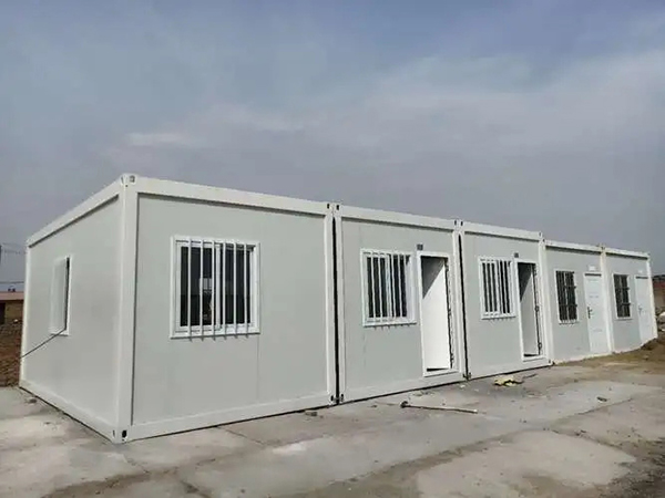 為什么在工地上常常能夠見到打包箱房？